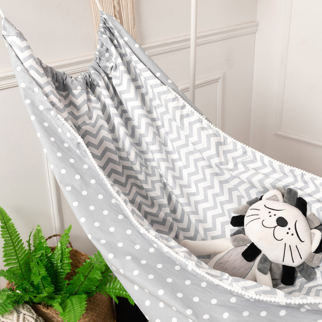 Hamac pour bébé à la maison